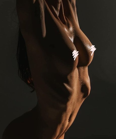 zaharenkoanastasiia modelo de alta definición galerías