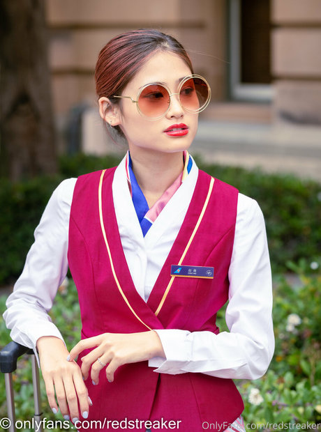 redstreaker linda estrella fotos