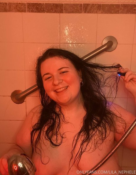 lila nephele buen modelo imágenes