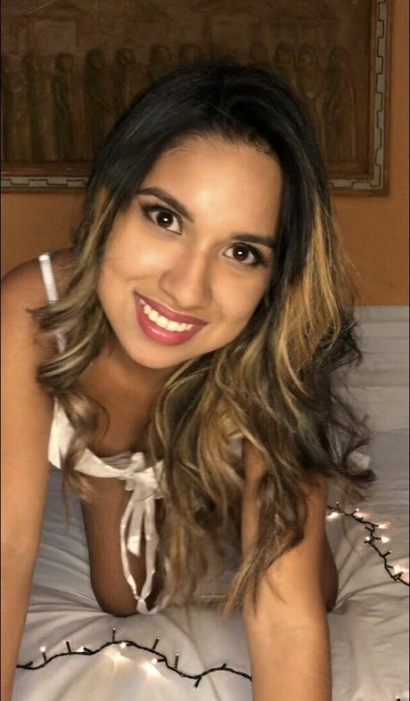 OnlyFans en silicone beaux nus photo