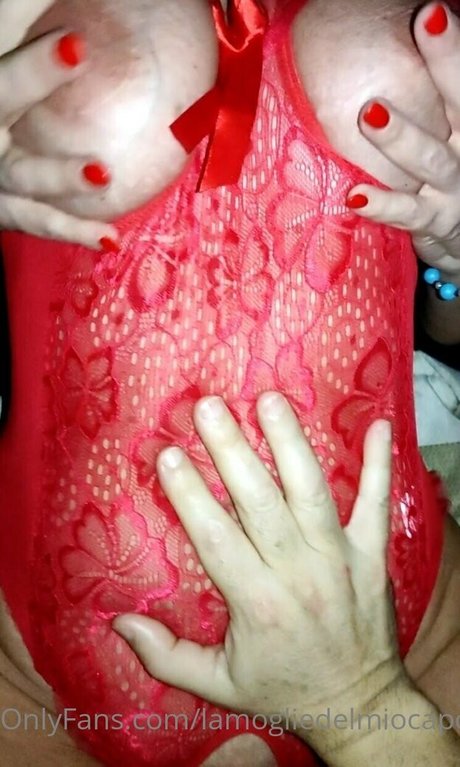 Mamá tetona onlyfans pornografico para adultos foto