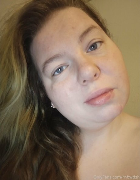 rnbwdsh model sexy pics