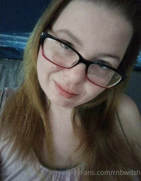 rnbwdsh star naked pictures