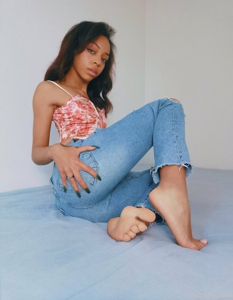 mamada árabe onlyfans bastante erótico fotos