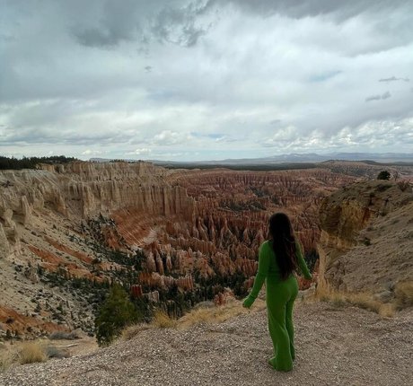 Gideon Adlon modelo agradable imagen