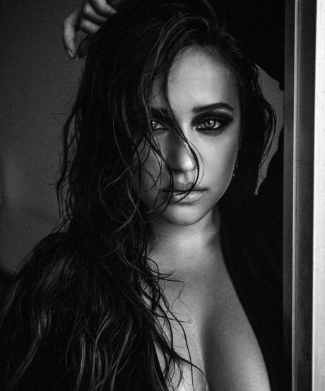 Gideon Adlon desnudos de estrellas porno imágenes