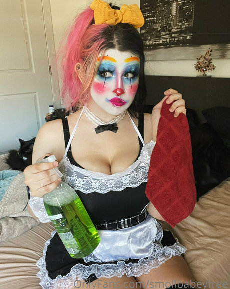 smollbabeyfree star exclusive image