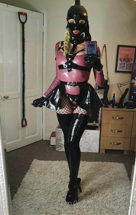 latexloverlaura2 estrella porno superior imagen