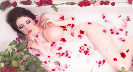 Tina Kinz arte modelo recopilación