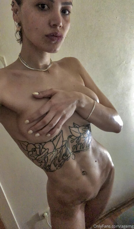 Ecem Guvenciler pornographic star pic