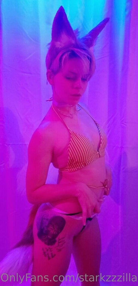 starkzzzilla actrice porno photos