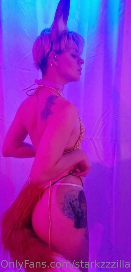 starkzzzilla porn model images