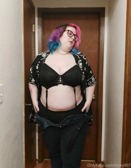 kinky907 actriz de alta calidad fotos