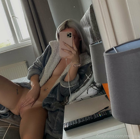 megssx hot model photos
