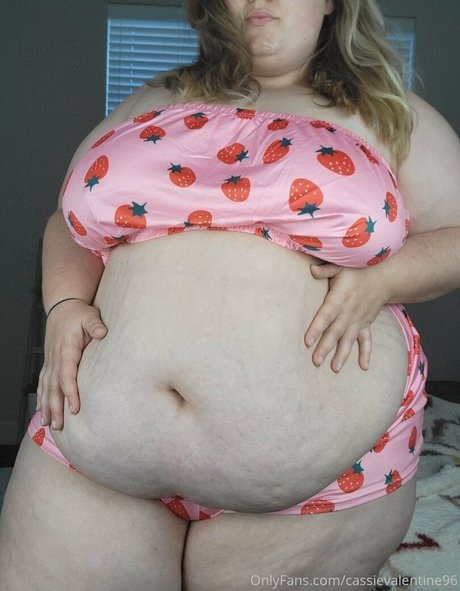 cassievalentine96 actriz de desnudos galería