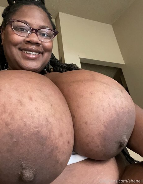 shaneii estrella bonita foto