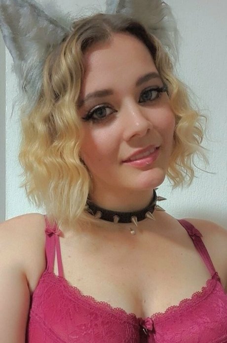 jimakitty exclusive model picture