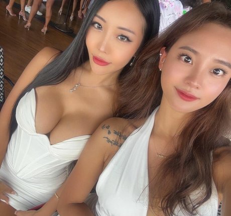 Stephanie Choi pornstar nude pictures