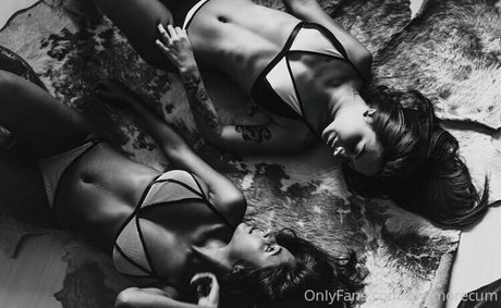 Onemorecum xxx étoile photo