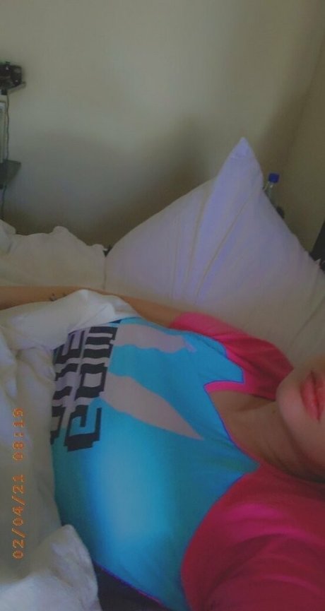 poppycarminexxx estrella desnuda imágenes