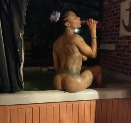 Sarai Minx étoile hd archive