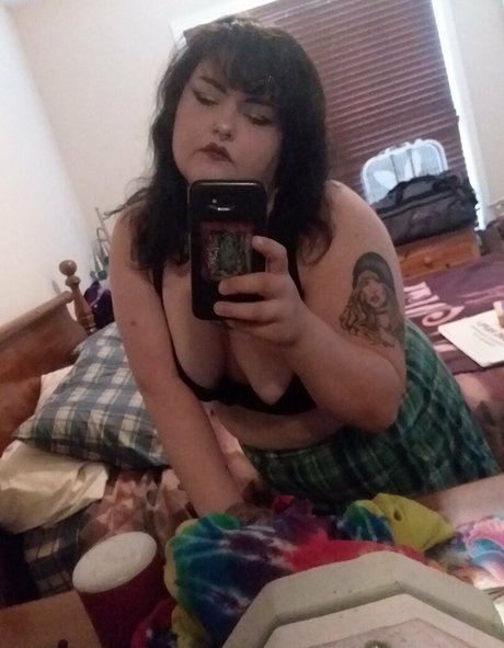 onechubbywitch top model photo
