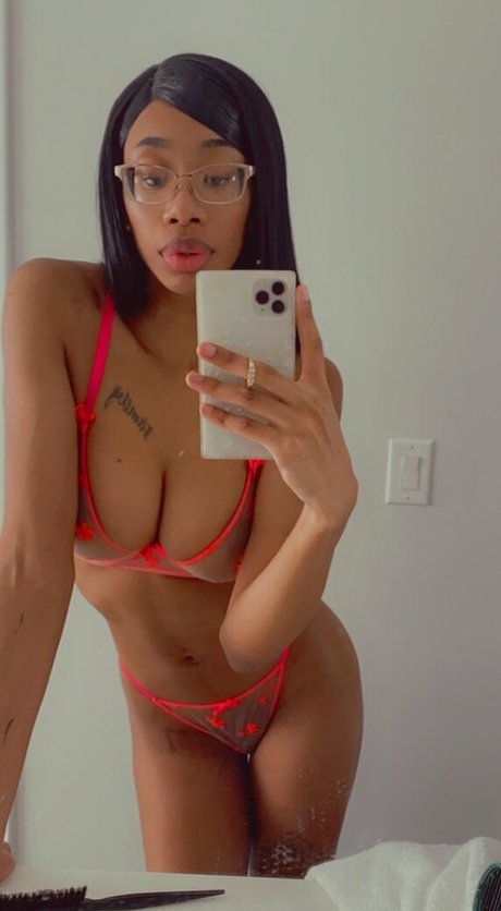 womanflo actrice pornographique image