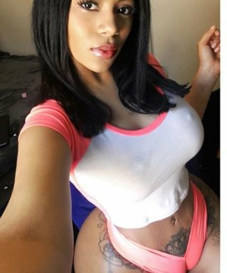 Strella Katt xxx étoile img