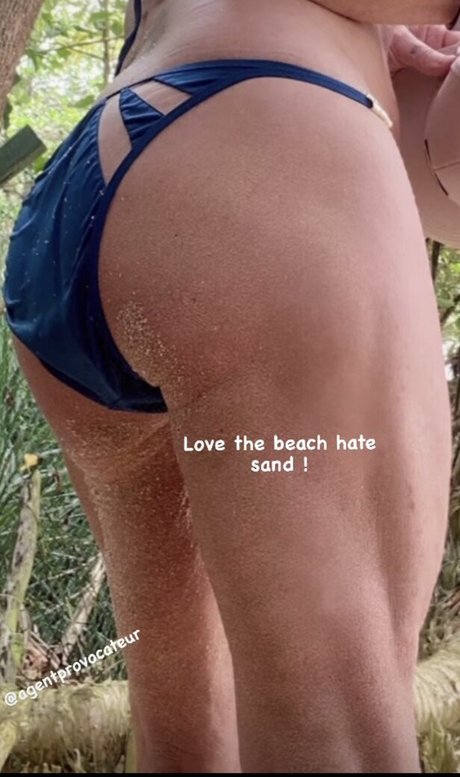 Meg Matthews star nude pic