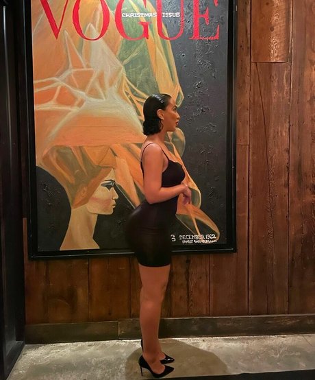 Omaima Benamre hermosa modelo fotos