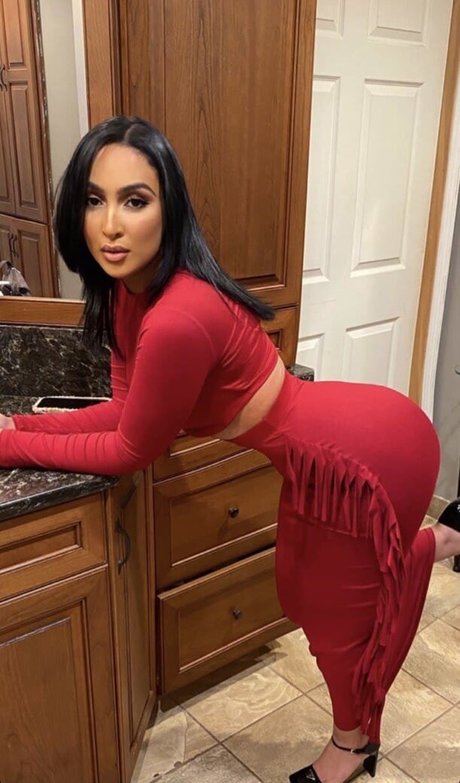 Omaima Benamre estrella porno hd galerías