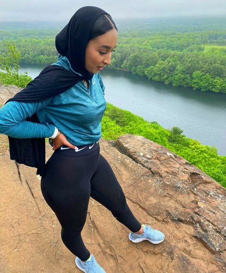 Omaima Benamre desnudos estrella recopilación