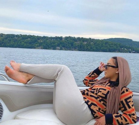 Omaima Benamre buen modelo galerías