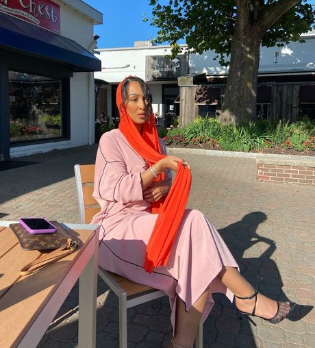 Omaima Benamre model adult archive