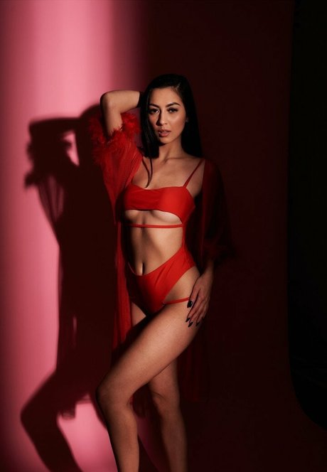 Lil Asian Princess modèles nus images