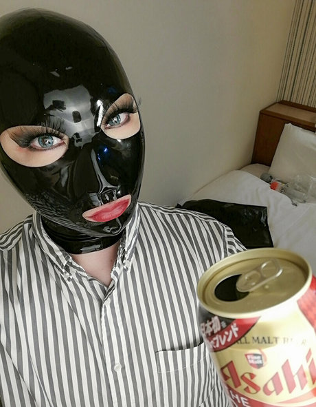 makoshiki bonita actriz galerías