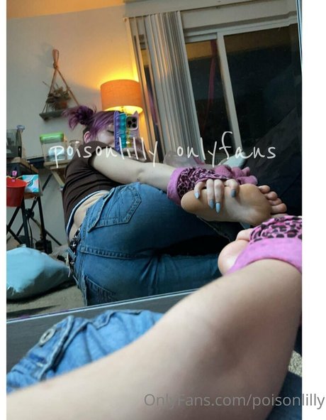 poisonlilly bonita modelo fotos