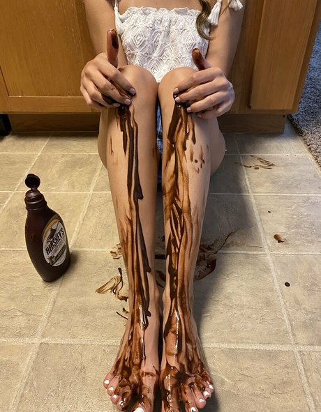 Itsnatysfeet estrella porno desnuda archivo