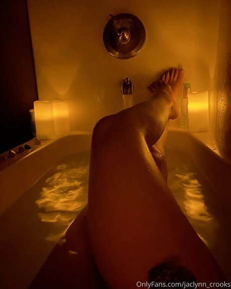 Jaclynn Crooks modelo adulto fotos
