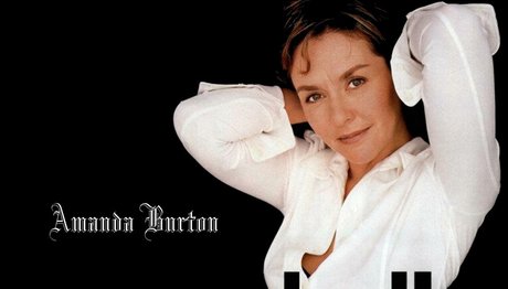 Amanda Burton étoile de haute qualité archive
