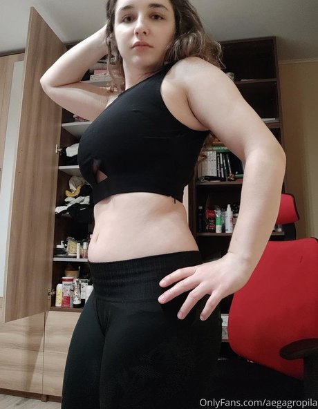 aegagropila modèles nus img