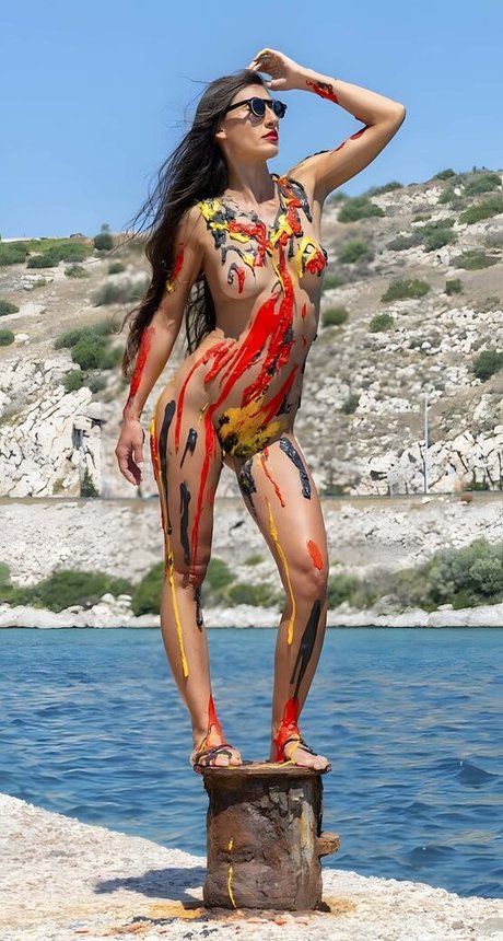 Domniki Papadopoulou étoile sexy des photos