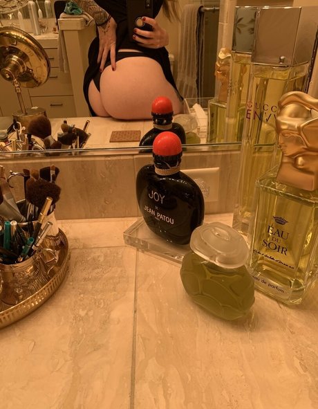 dinogurl666 modelo erótico galería