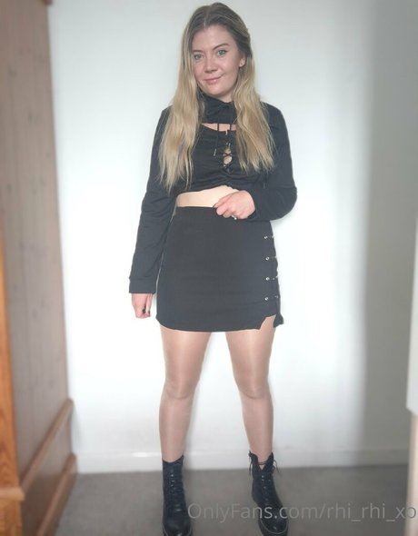 rhi rhi xo model xxx pics
