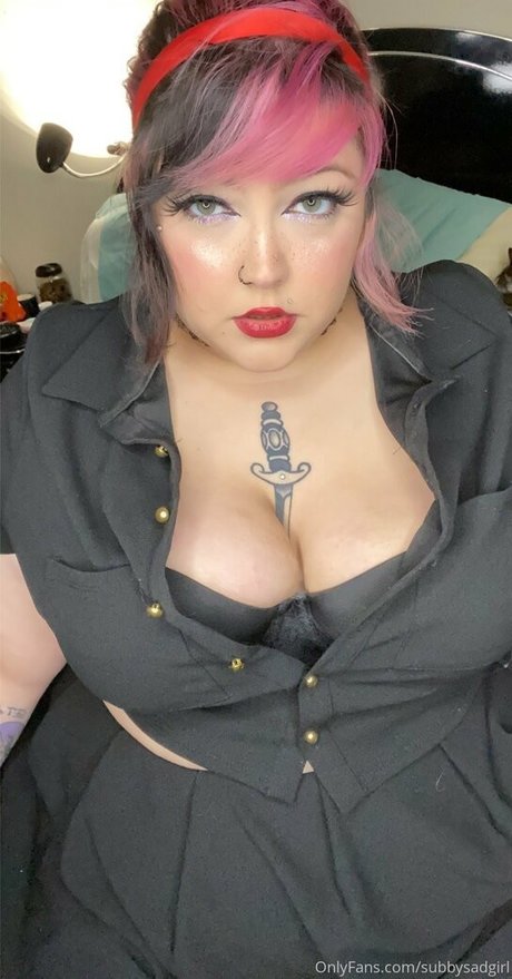 subbysadgirl estrella porno atractiva imágenes