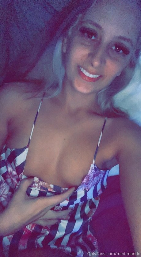 ASMR babe onlyfans sexe exclusif galerie