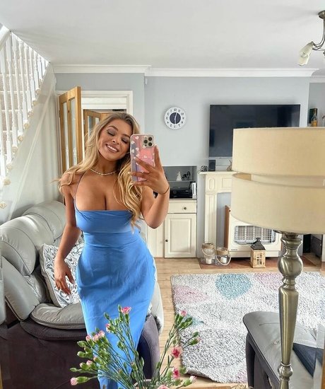 Chloe Ilsley star du porno sympa photos