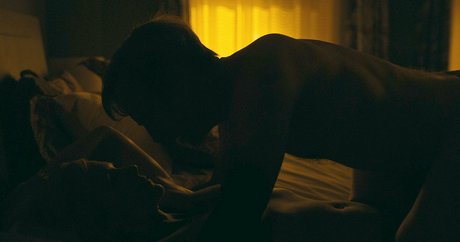 Rhea Seehorn nus de stars du porno image