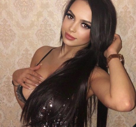 Maya Bulgarien actrice érotique galeries