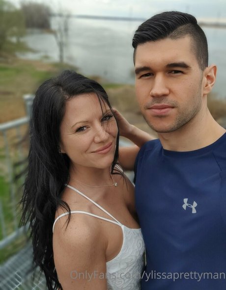 ylissaprettymanfree estrella porno xxx imágenes